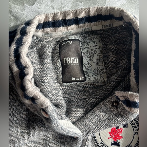 Renu Bruzer University of Toronto Varsity Knit Cardigan Youth – XL / TG - Picture 2 of 7